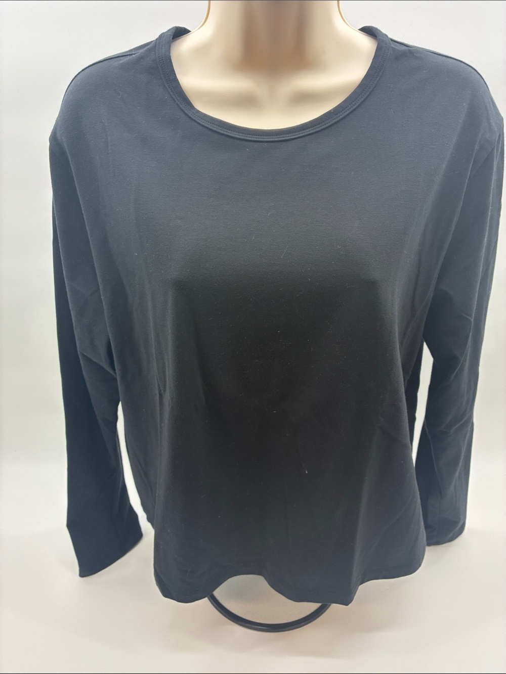 Athleta Black Long-Sleeve Crewneck Top